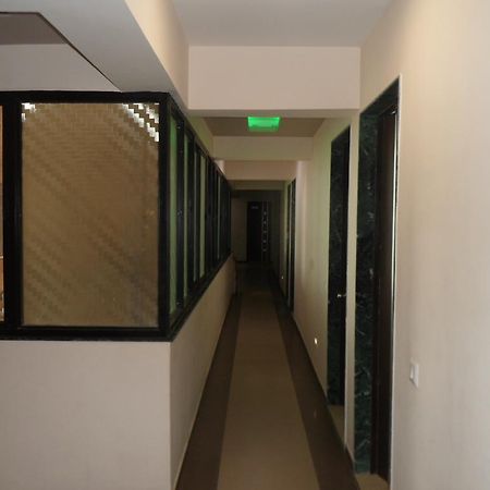 Hotel Rajdeep Inn Ahmedabad Exterior photo